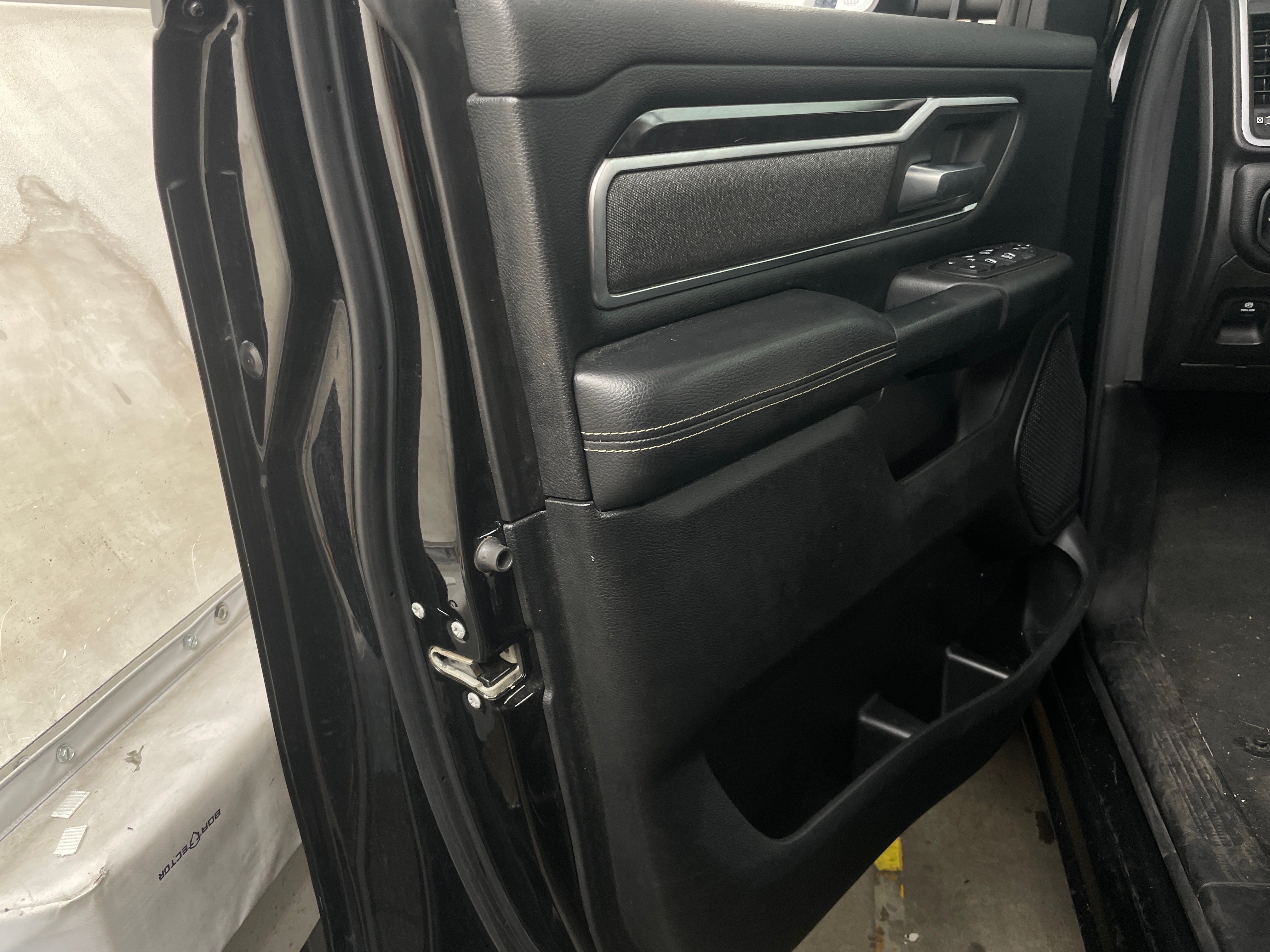 ram ram 1500 pickup 2019 1C6RRFBG8KN887578 image ram ram 1500 pickup 2019 1C6RRFBG8KN887578 image
